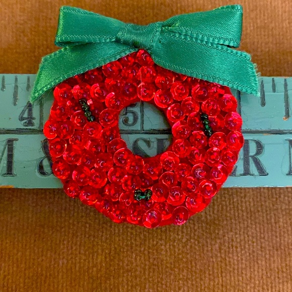Vintage - 50 Years Old - Sequined Christmas Wreath Handmade Brooch - Picture 3 of 3